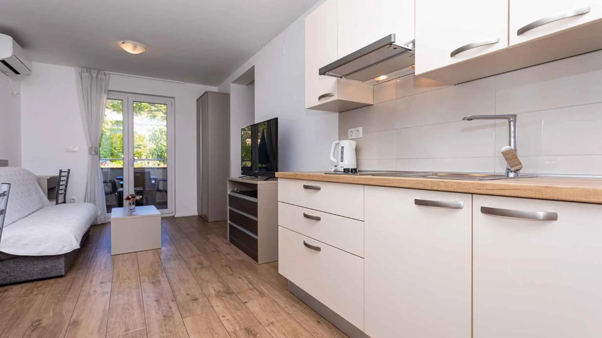 Apartment In Baska 37048 Croatia