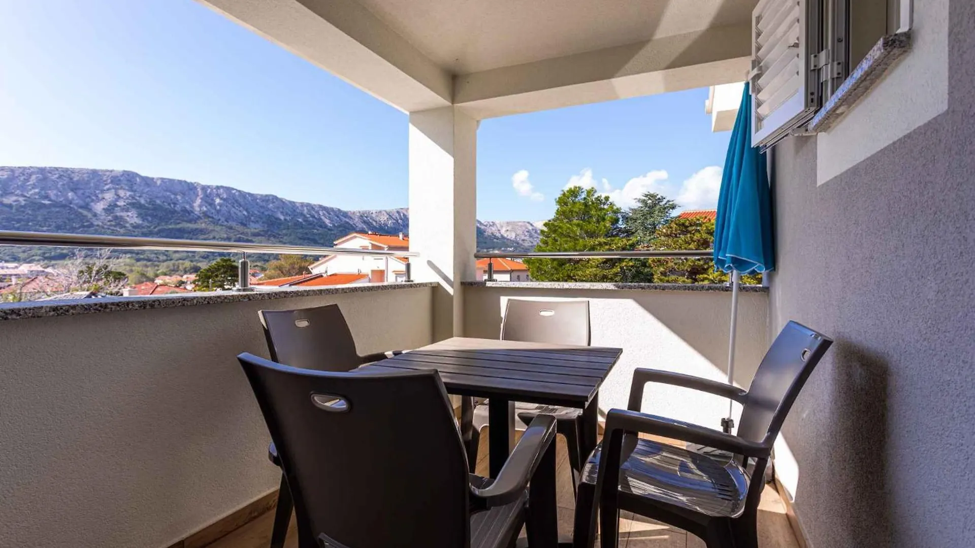 Apartment In Baska 37048 0*, Baska (Krk)